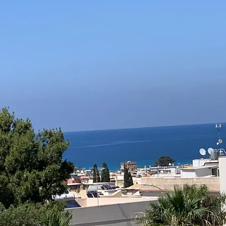 Acquamarina Apt Casa Vacanze *