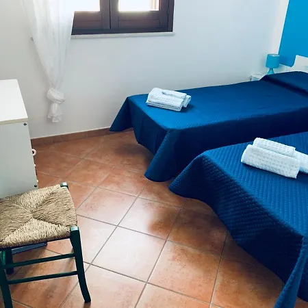 Acquamarina Apt Casa Vacanze *